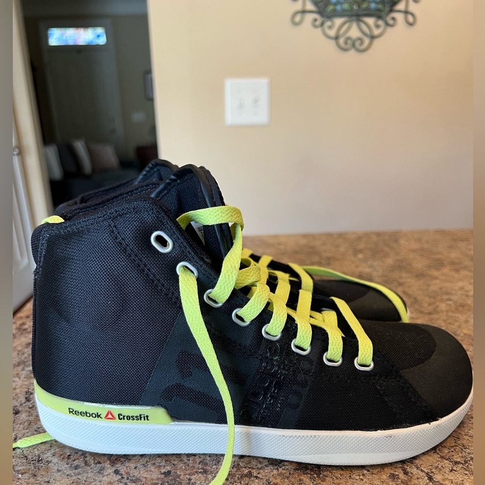 listing-status-banner